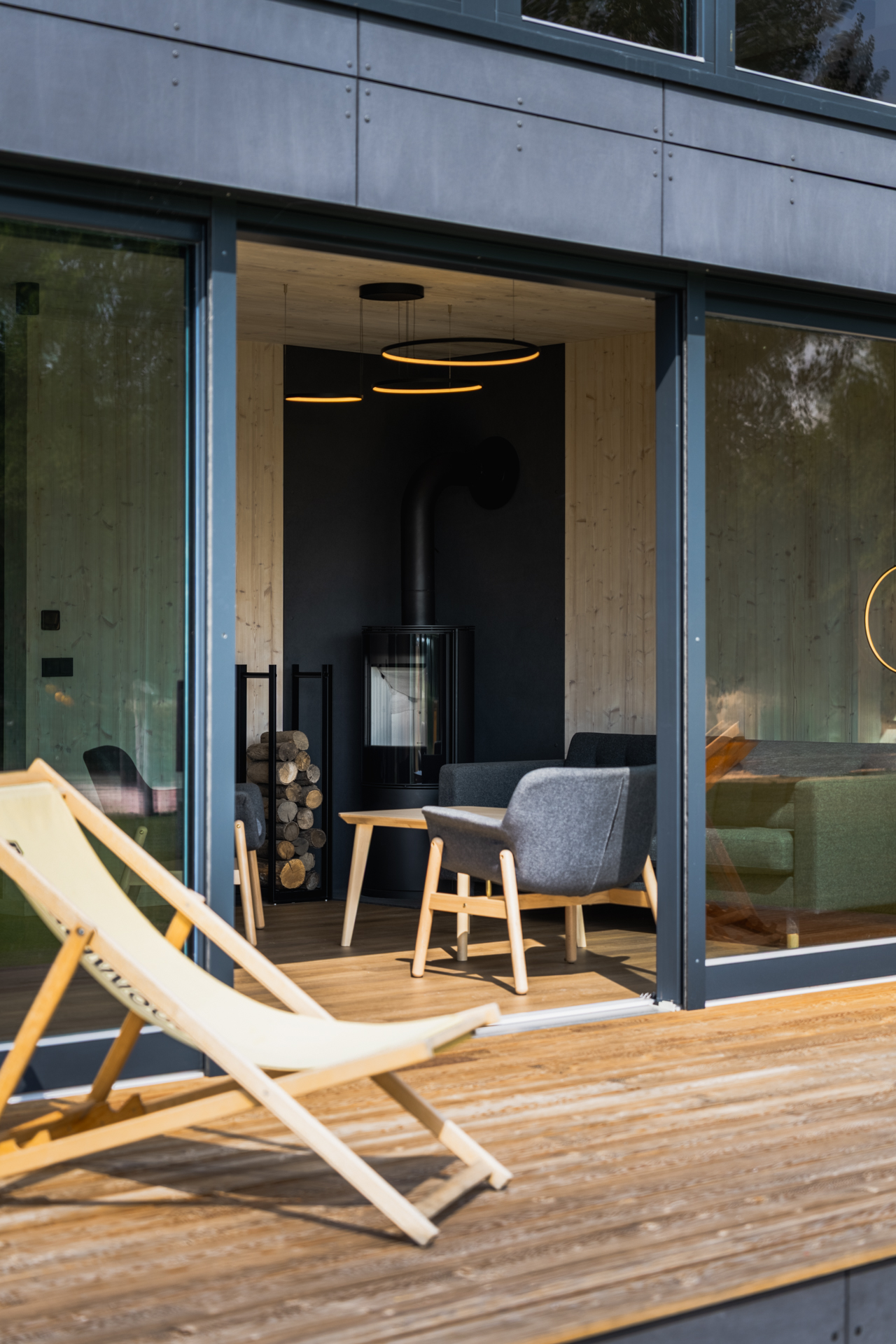 Gemütlicher Kaminofen Gemütlicher Kaminofen in der Balaton-Villa mit Blick auf den Balaton